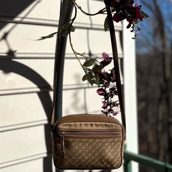 Vintage Loewe Signature Logo Canvas Crossbody | Rare | Excellent Condition - Picture 4 of 13